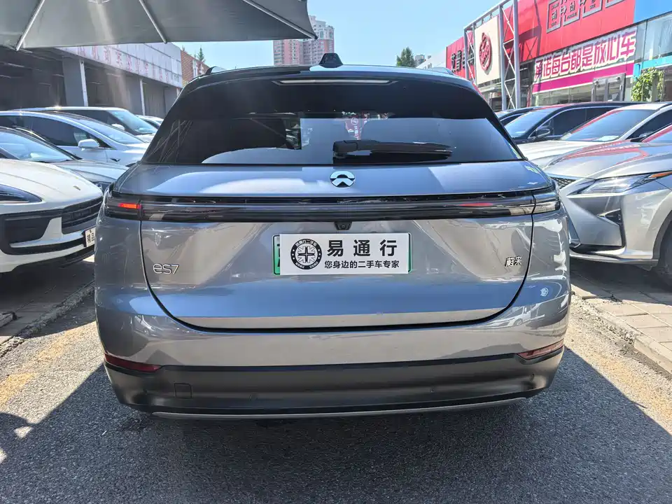 NIO ES7