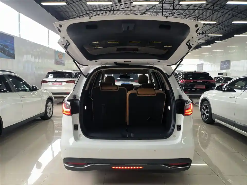 BYD Song MAX