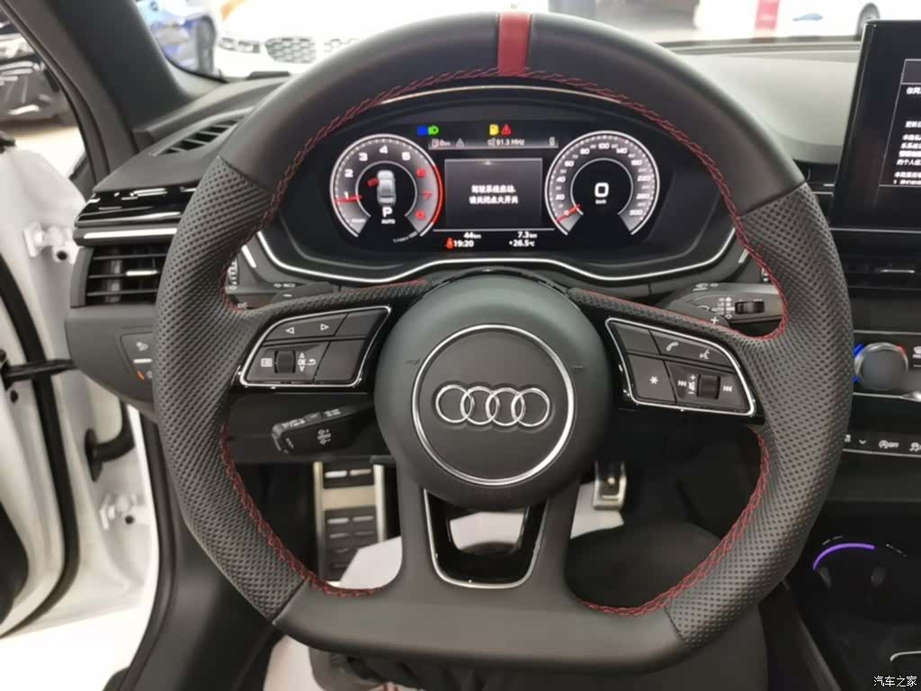Audi A4L, 2026 11