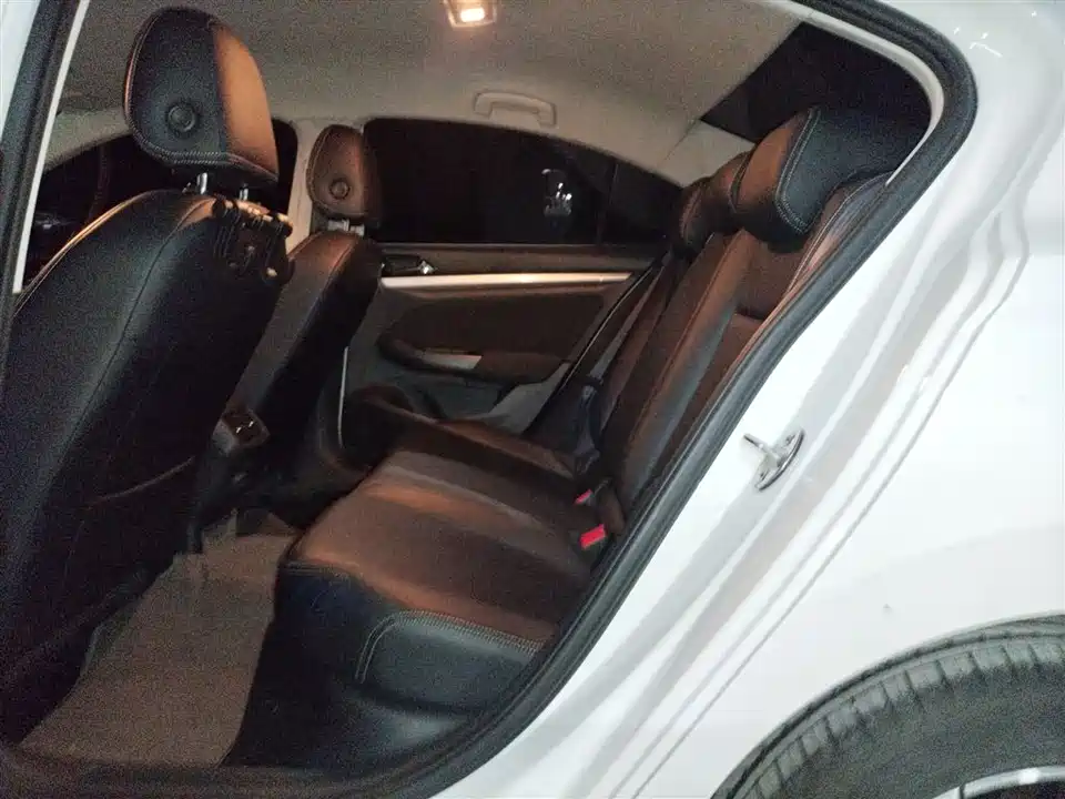 Volkswagen Bora Pure Electric