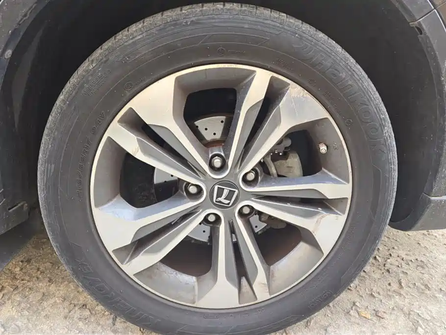 Luxgen Excellent 6 SUV