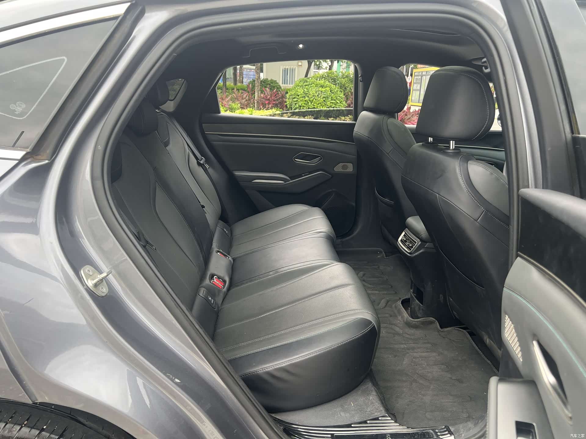 BYD Qin, 2024 10