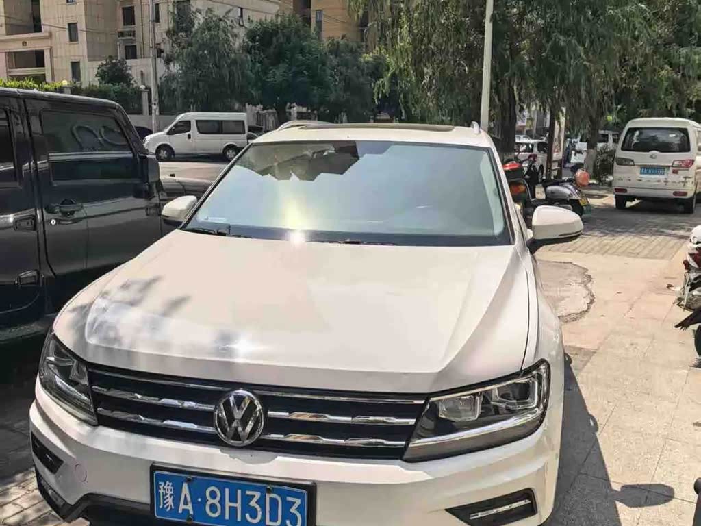 Volkswagen Tiguan L