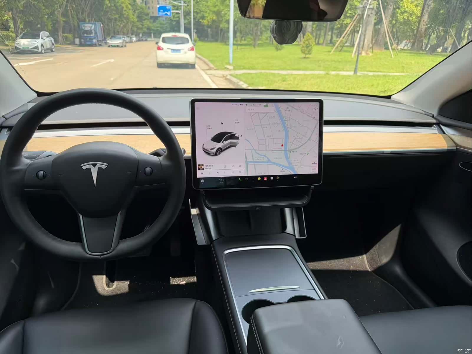 Tesla Model Y, 2021 9