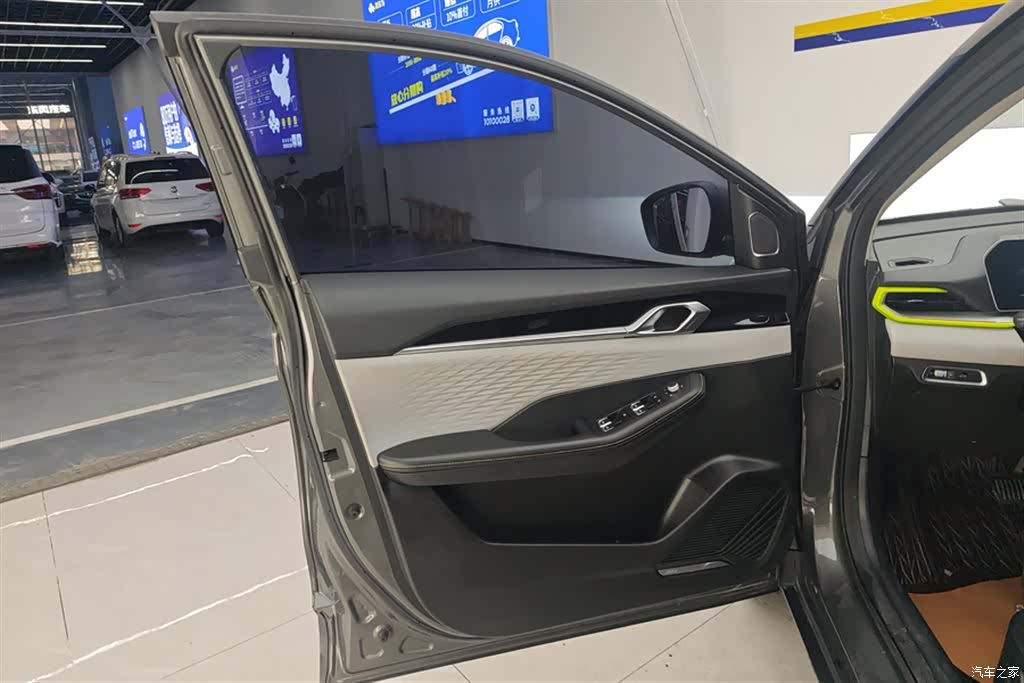 Geely Coolray, 2023 7