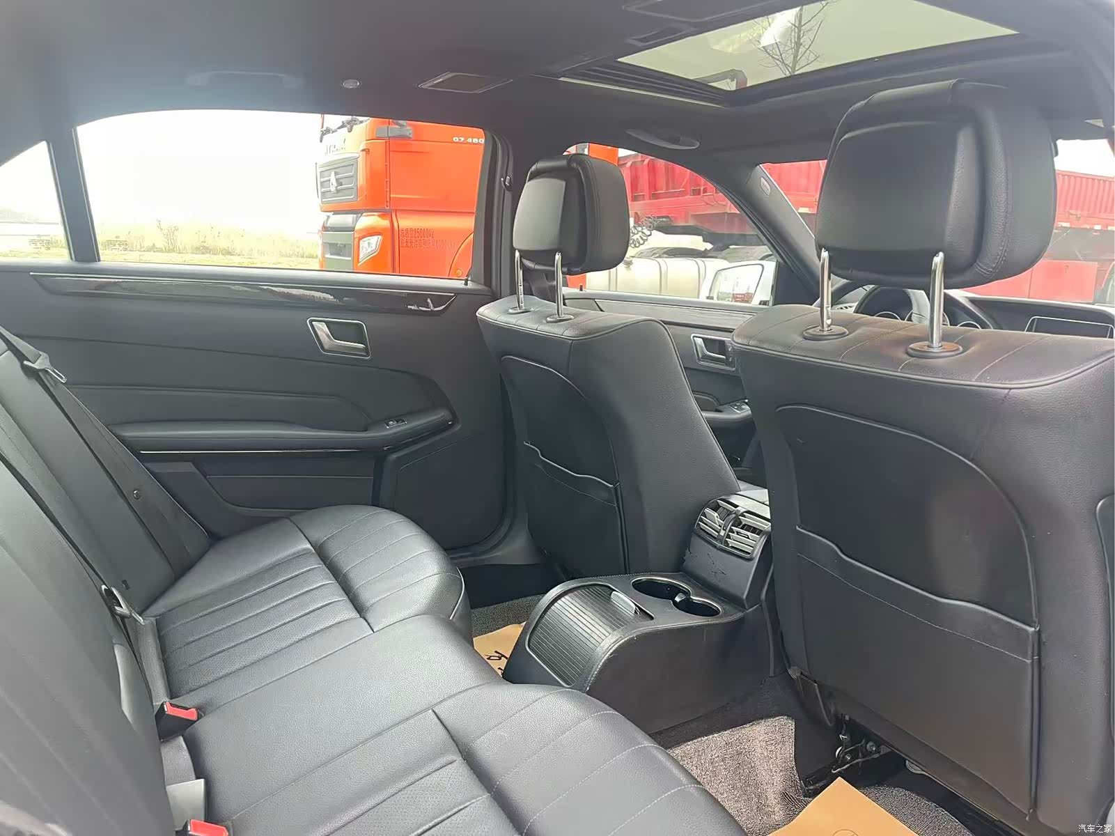 Mercedes-Benz E-Class, 2015 11
