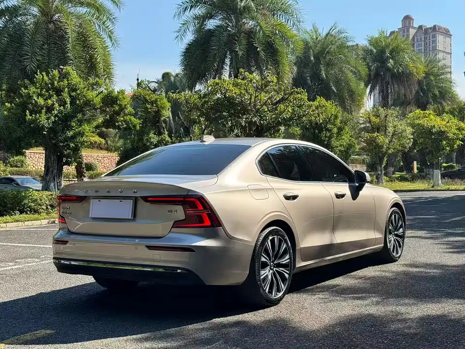 Volvo S60