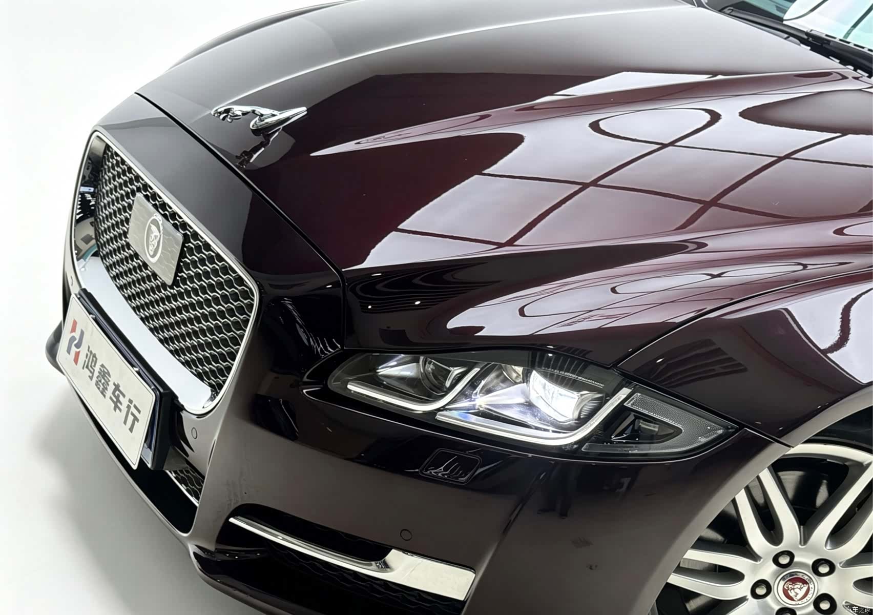Jaguar XJ, 2018 6