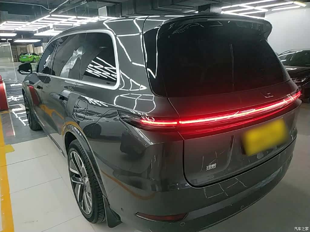 Li Auto L9, 2022 все фото