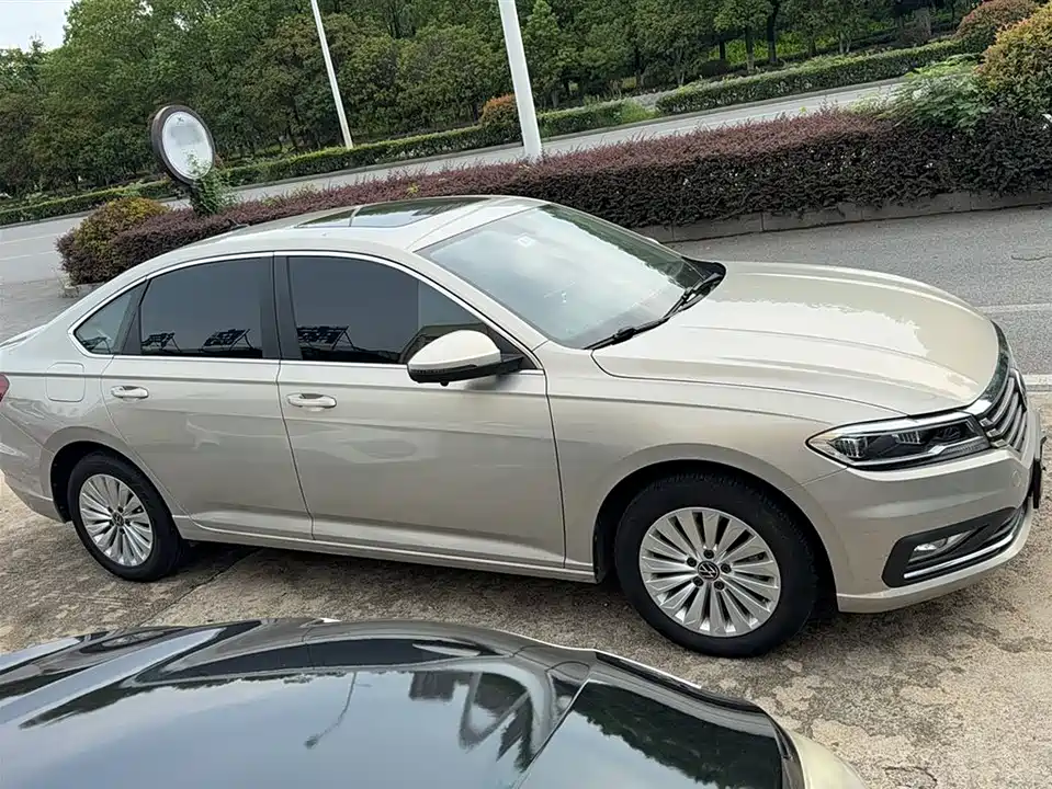 Volkswagen Lavida