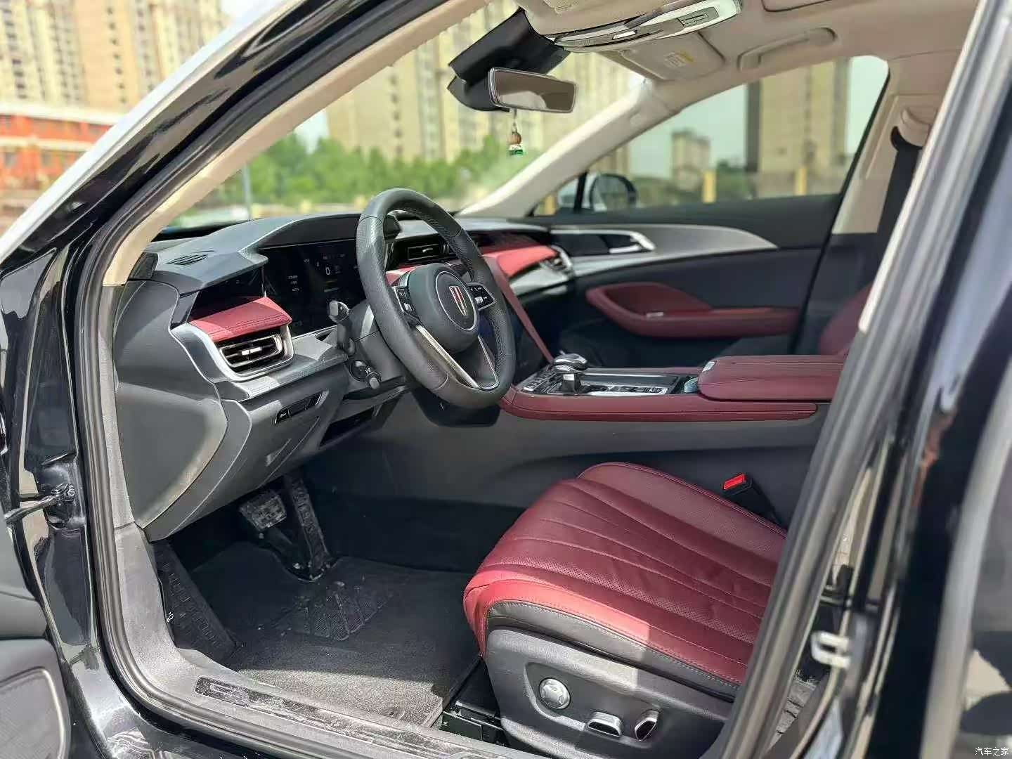Hongqi H5, 2024 все фото