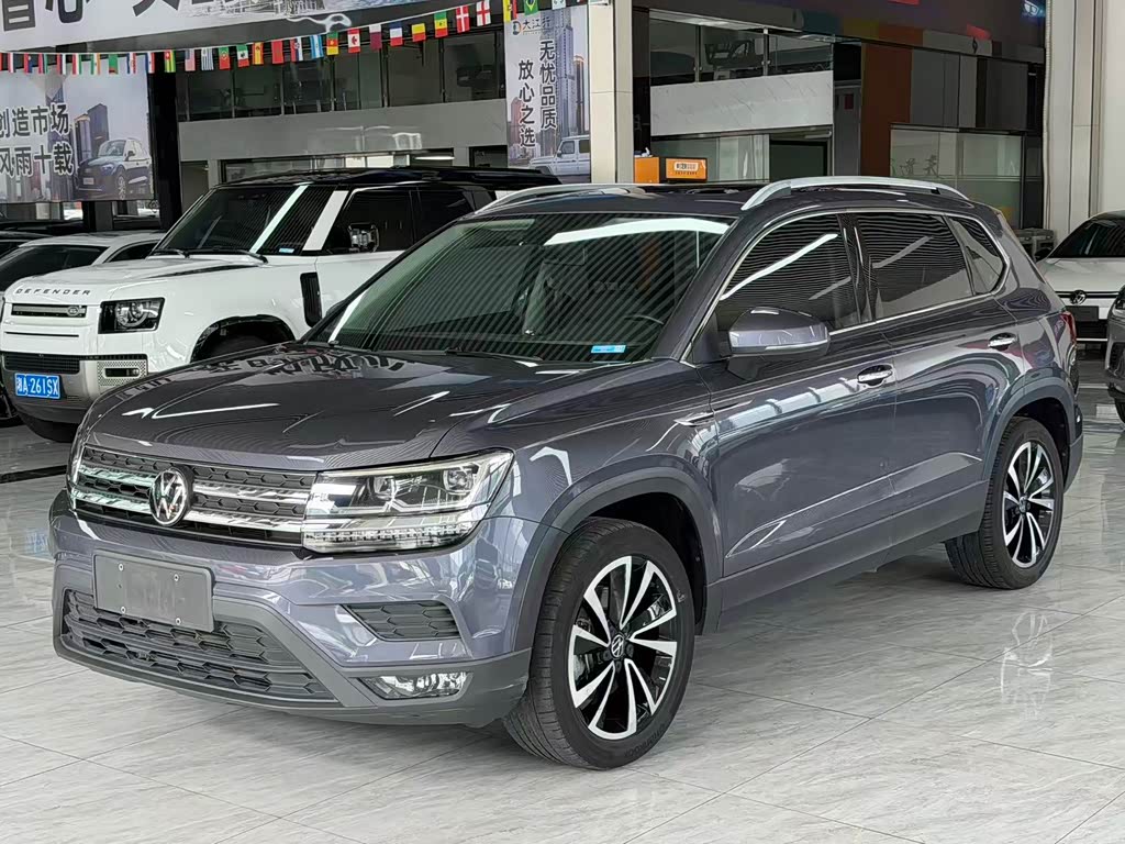 Volkswagen Tharu
