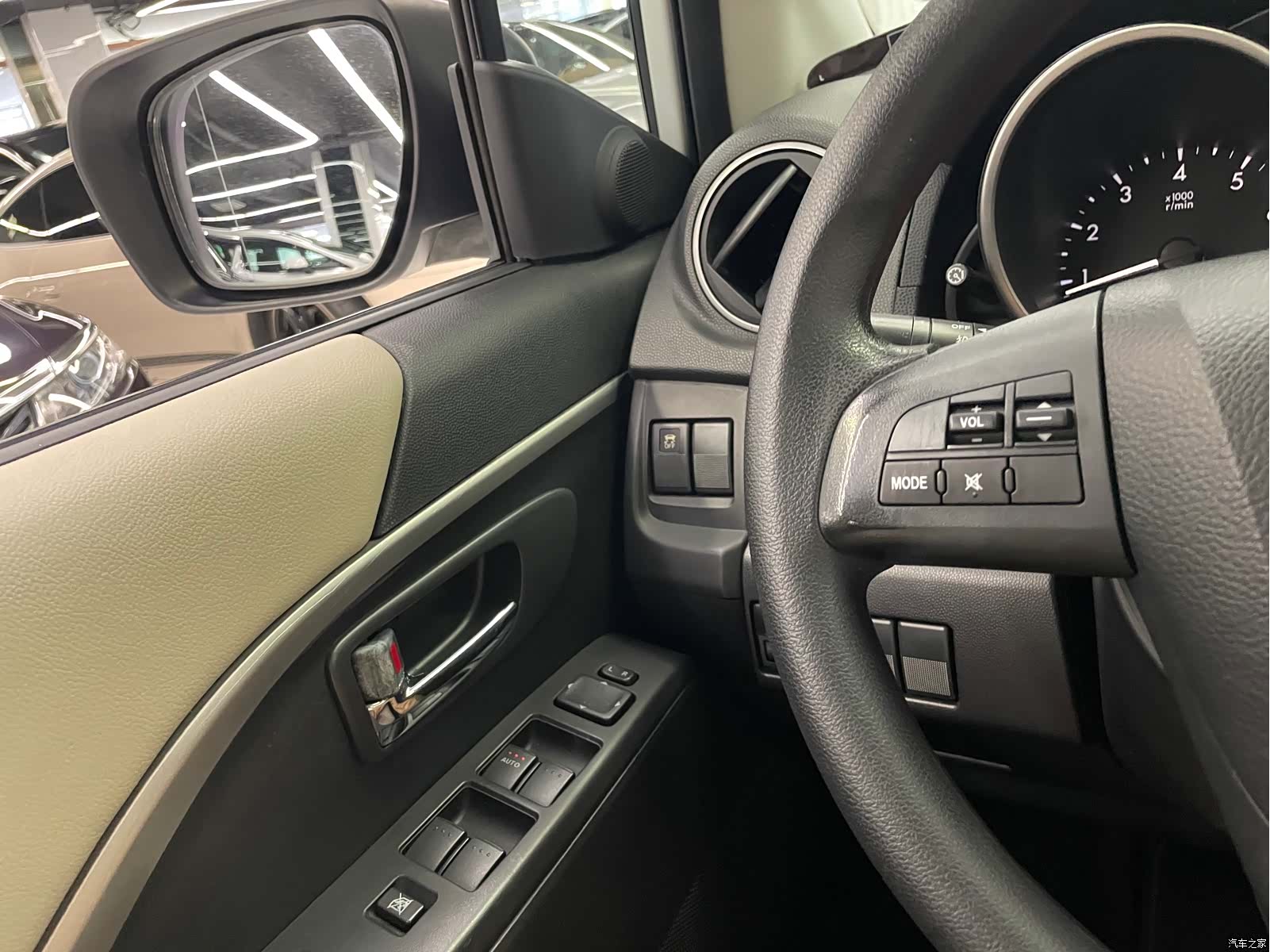 Mazda 5, 2013 16