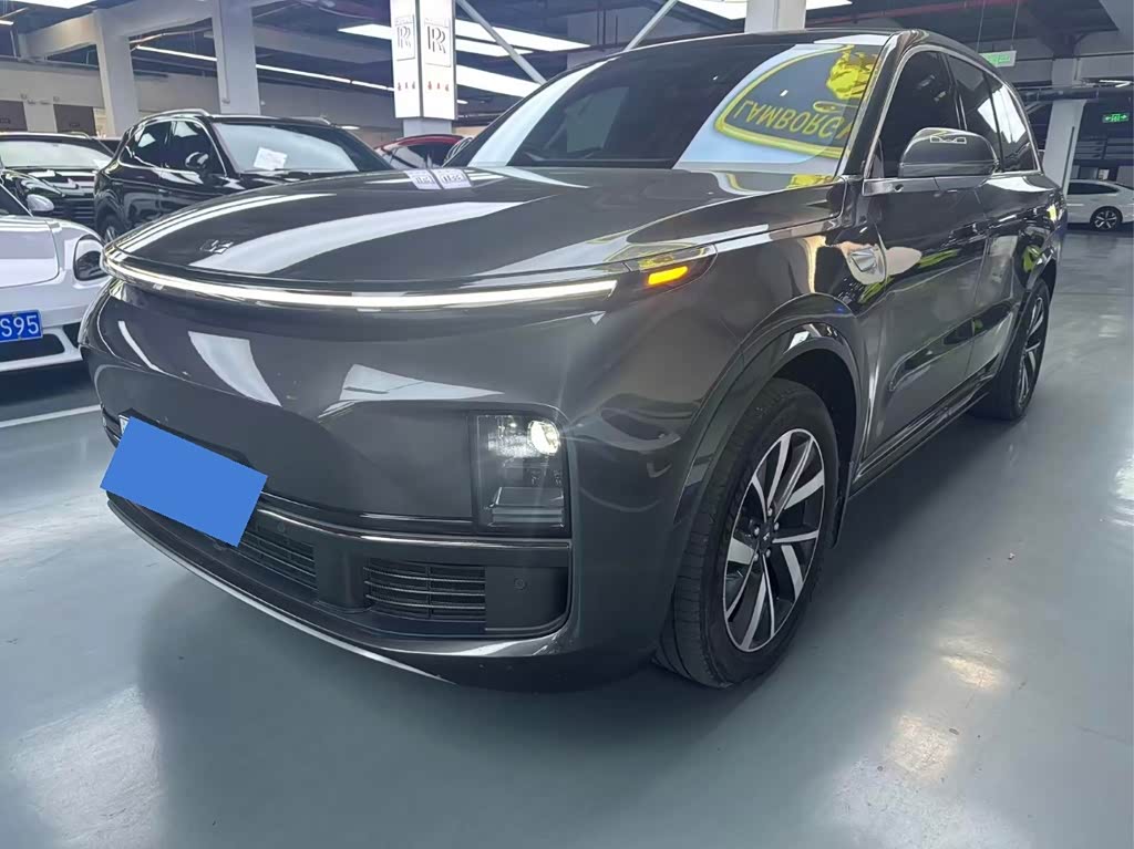 Li Auto L8