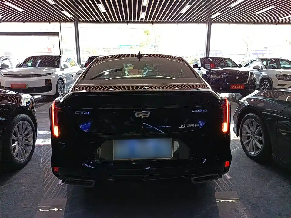 Cadillac CT4