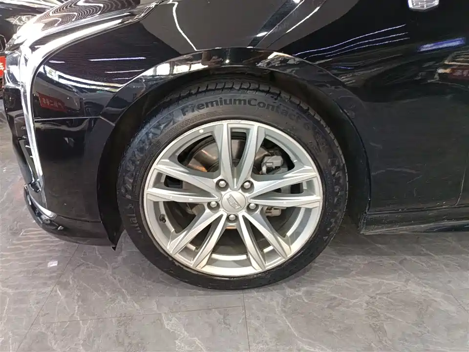 Cadillac CT4