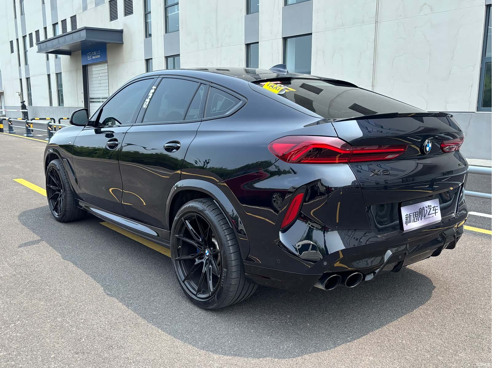 BMW X6, 2023 3