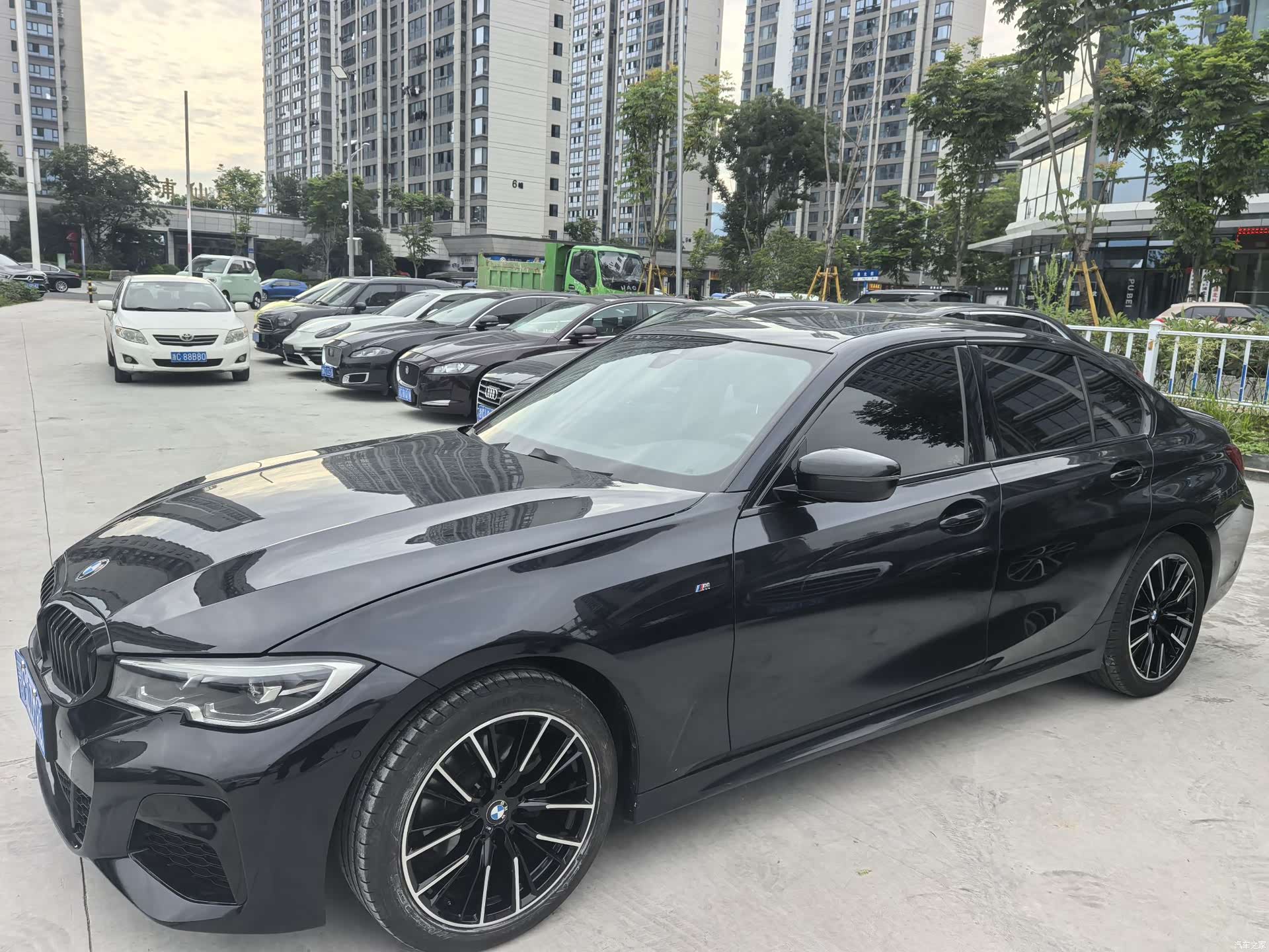 BMW 3 Series, 2022 все фото