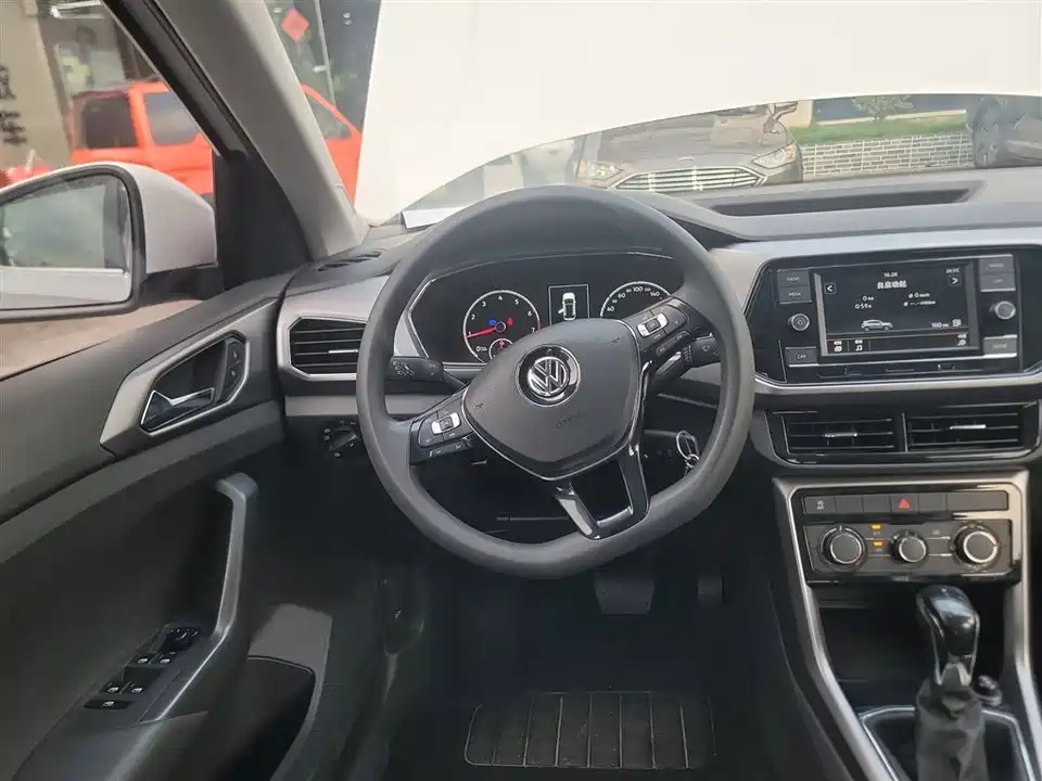 Volkswagen Tu Kai