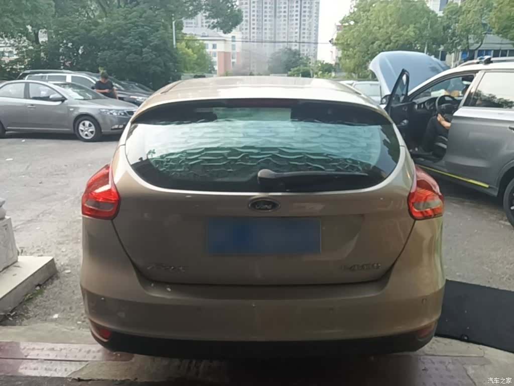 Ford Focus, 2015 4