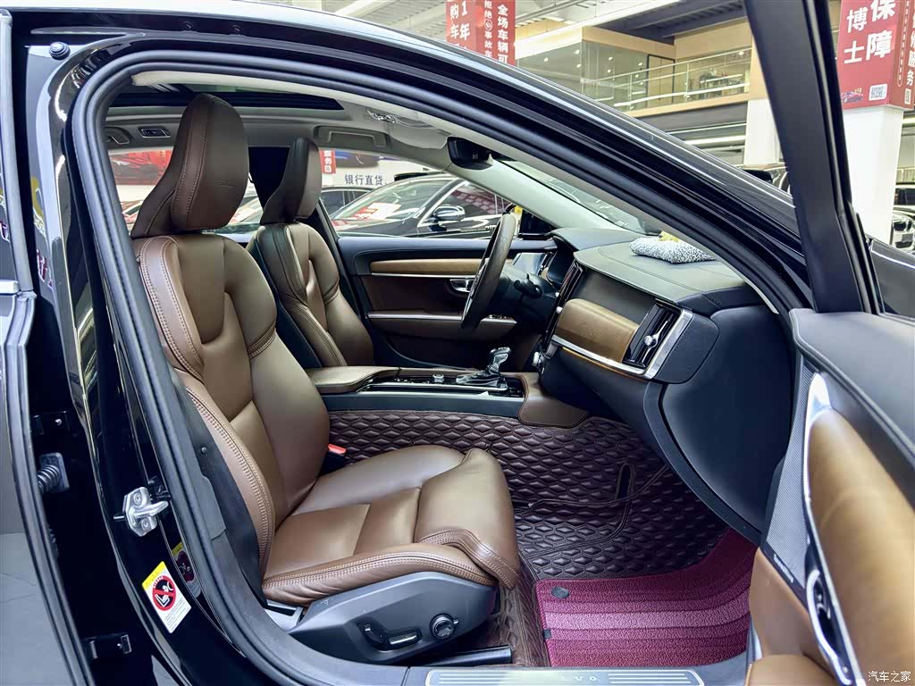 Volvo S90, 2019 все фото