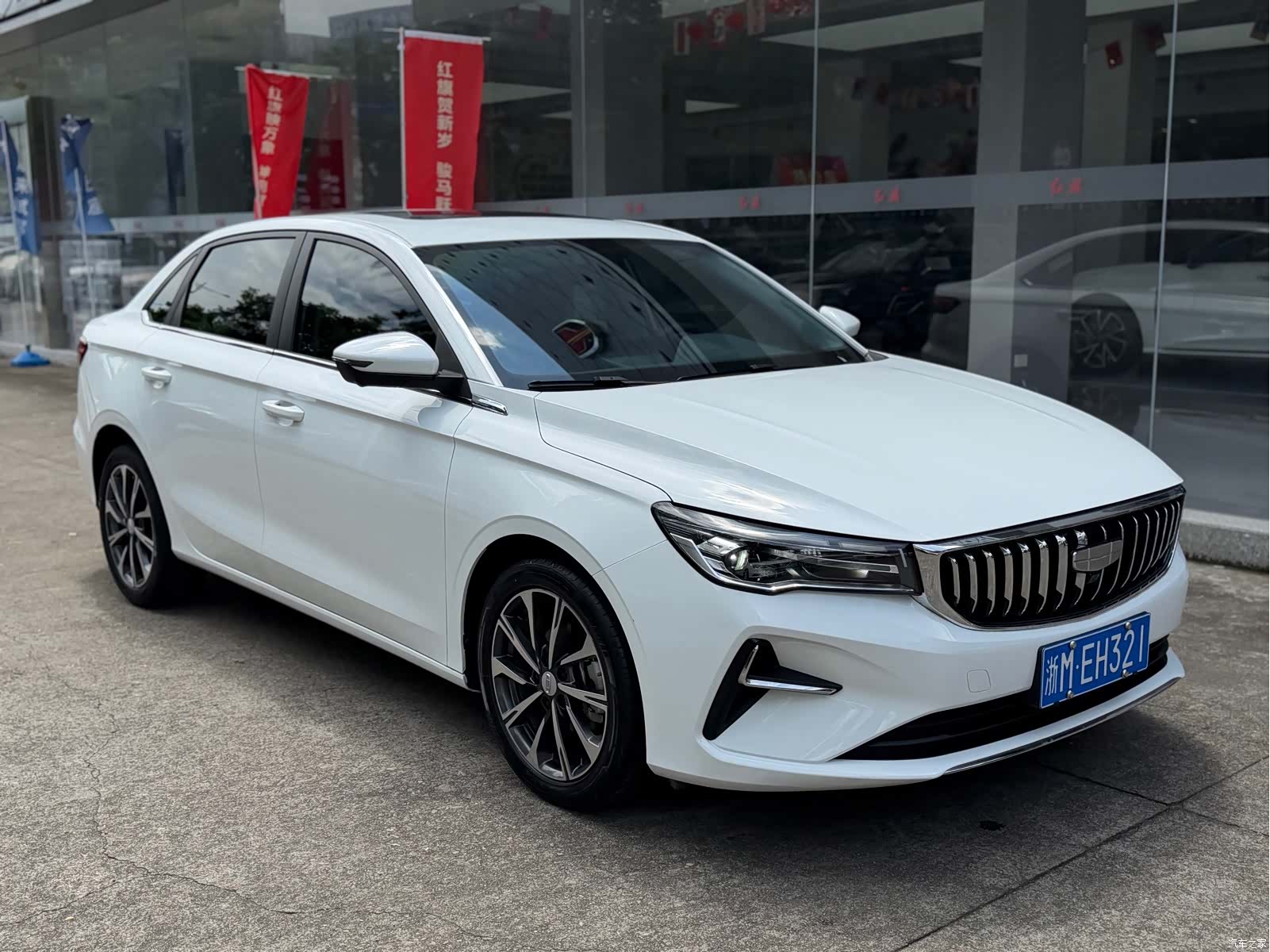 Geely Emgrand, 2025 4