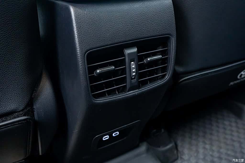 Toyota Frontlander, 2023 25