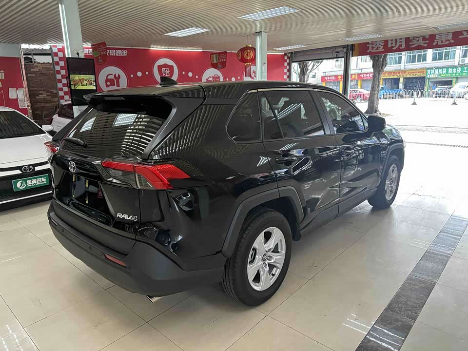 Toyota RAV4 Rongfang