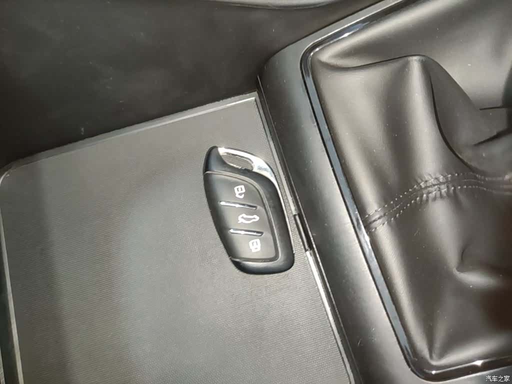 Roewe i5, 2025 9