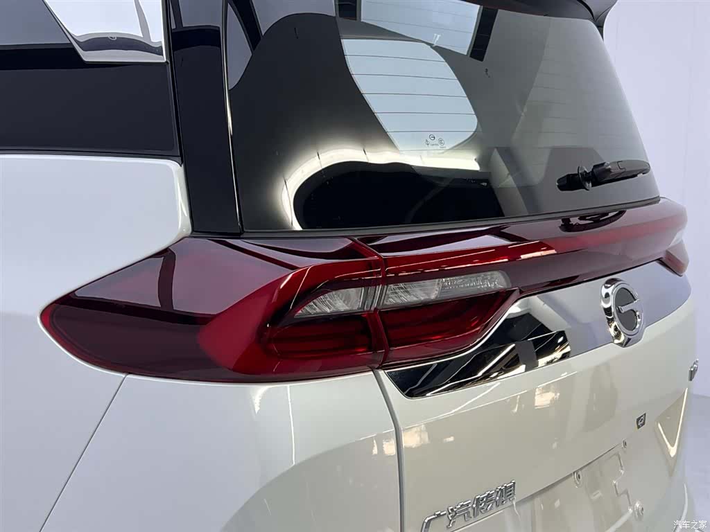 Trumpchi M6, 2025 11