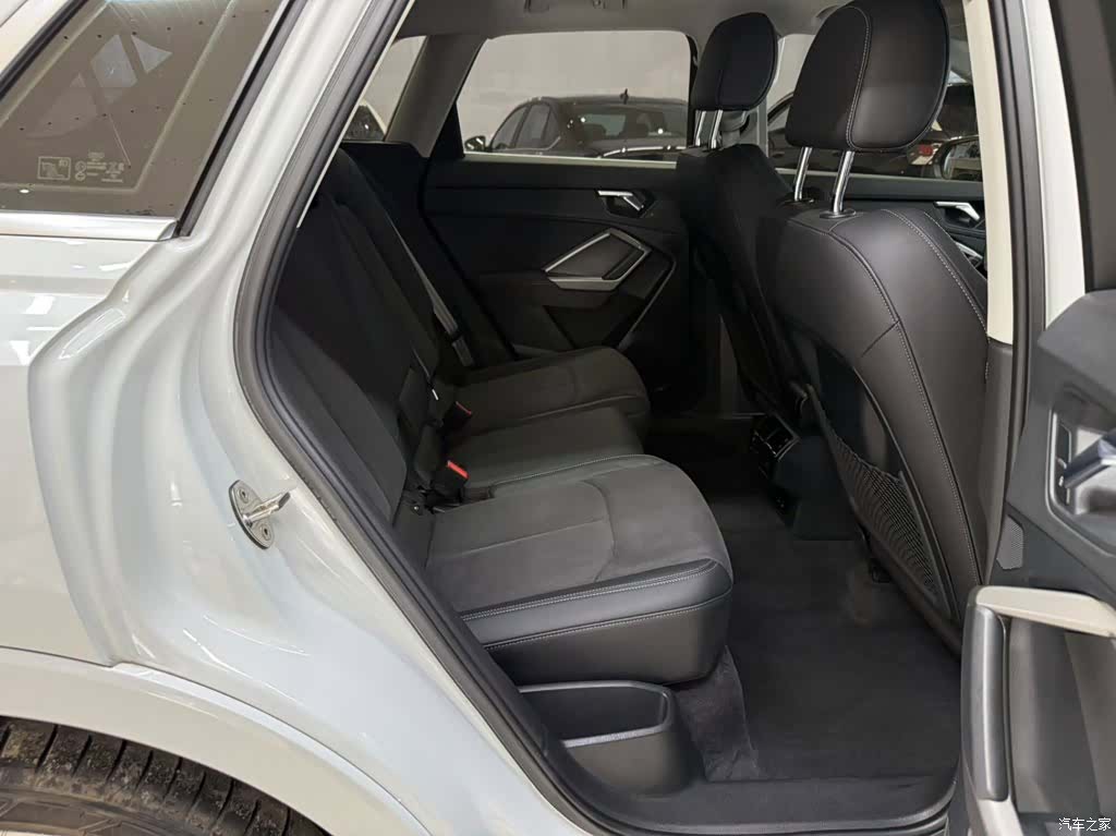Audi Q3, 2023 22