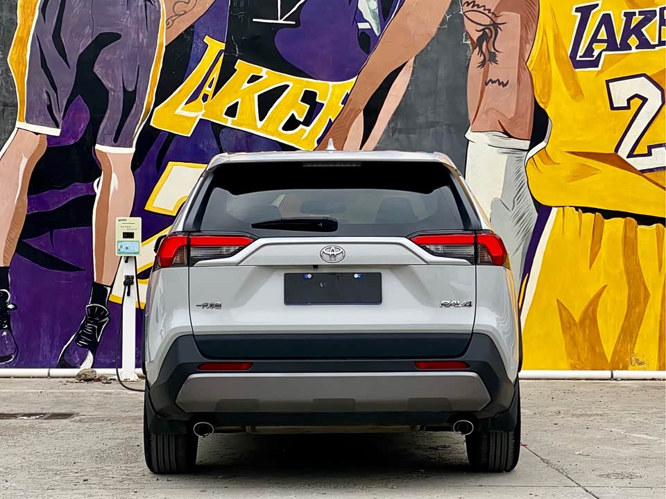 Toyota RAV4 Rongfang