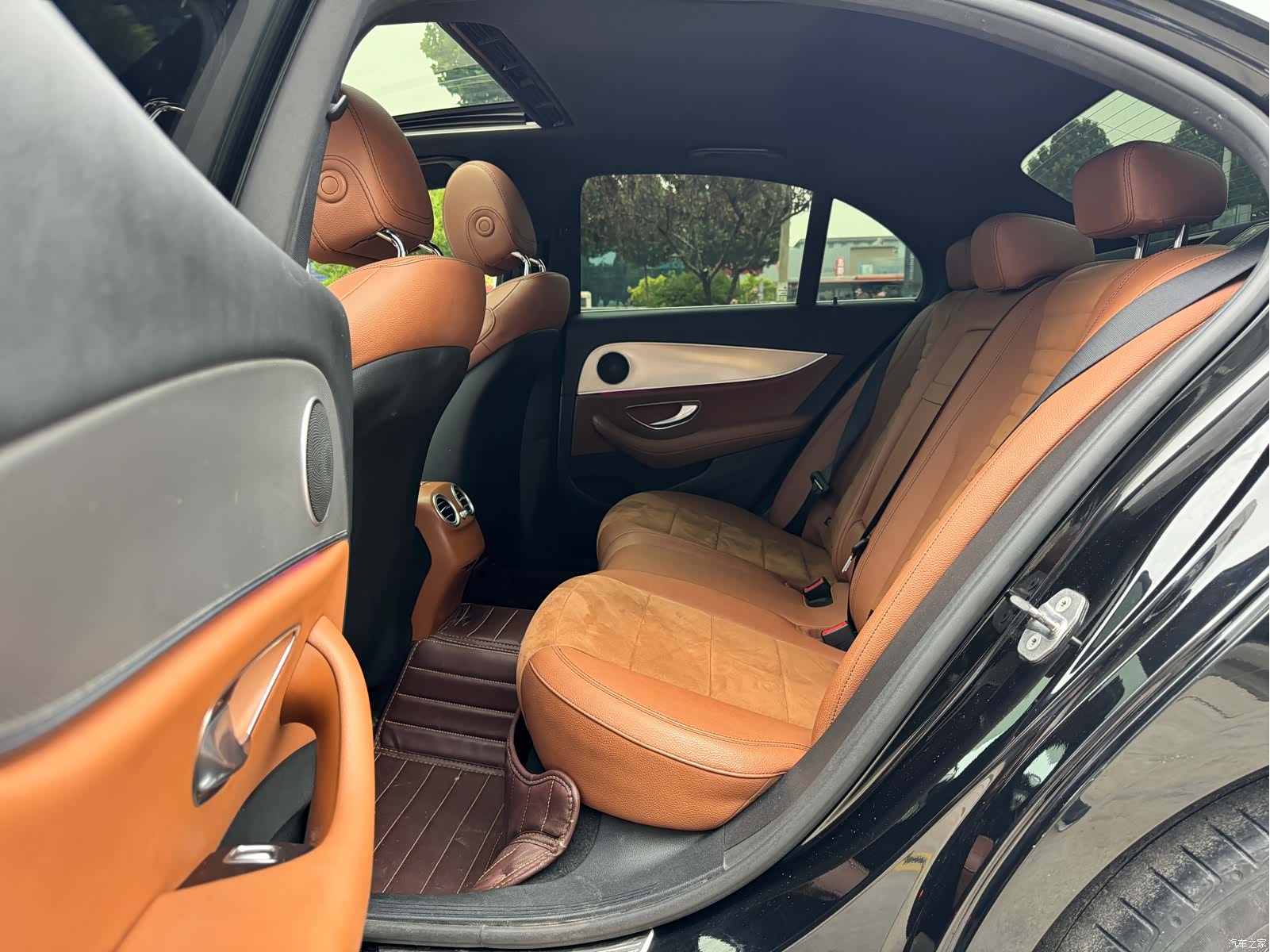 Mercedes-Benz E-Class, 2017 11