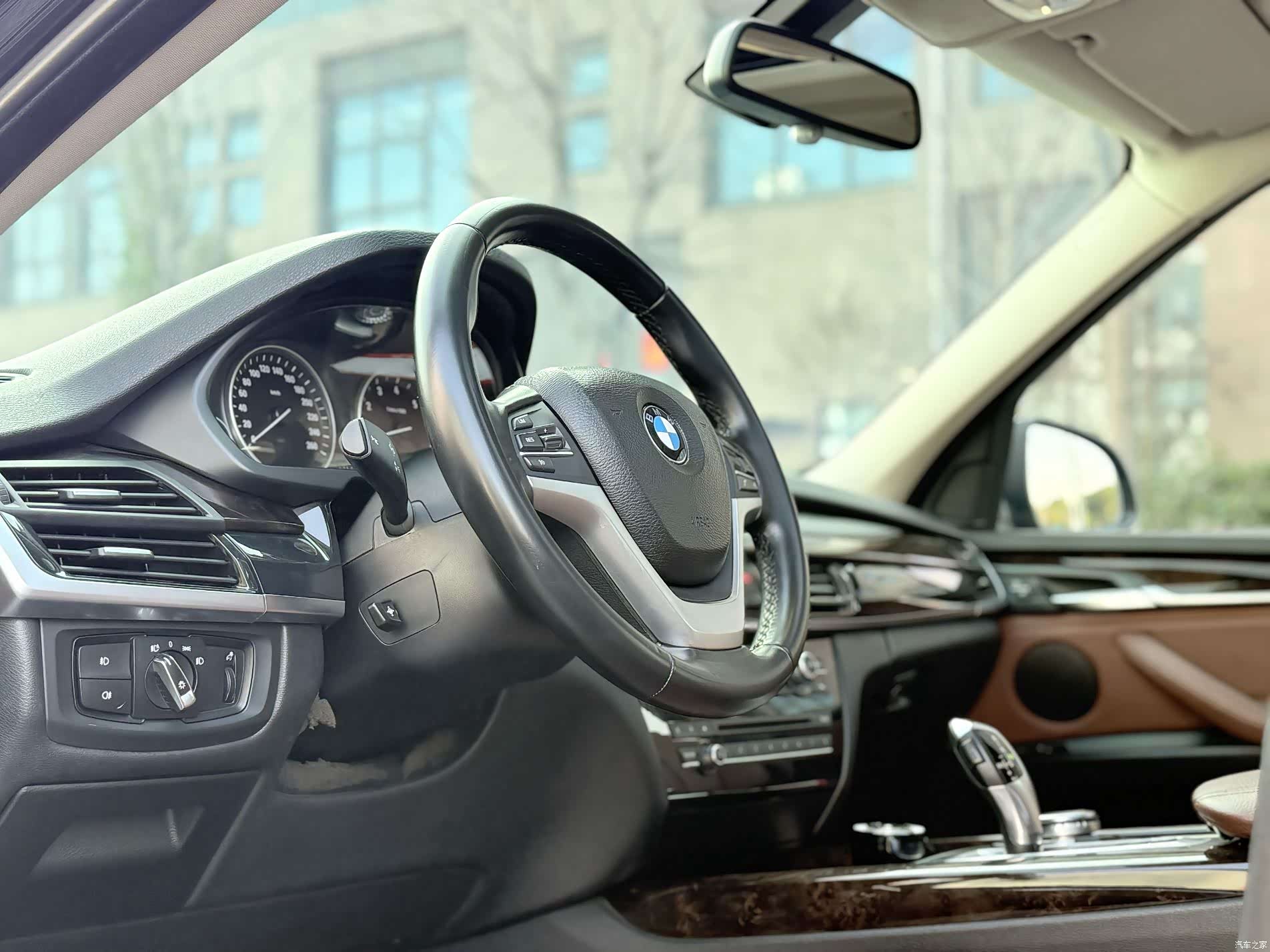 BMW X5, 2015 9
