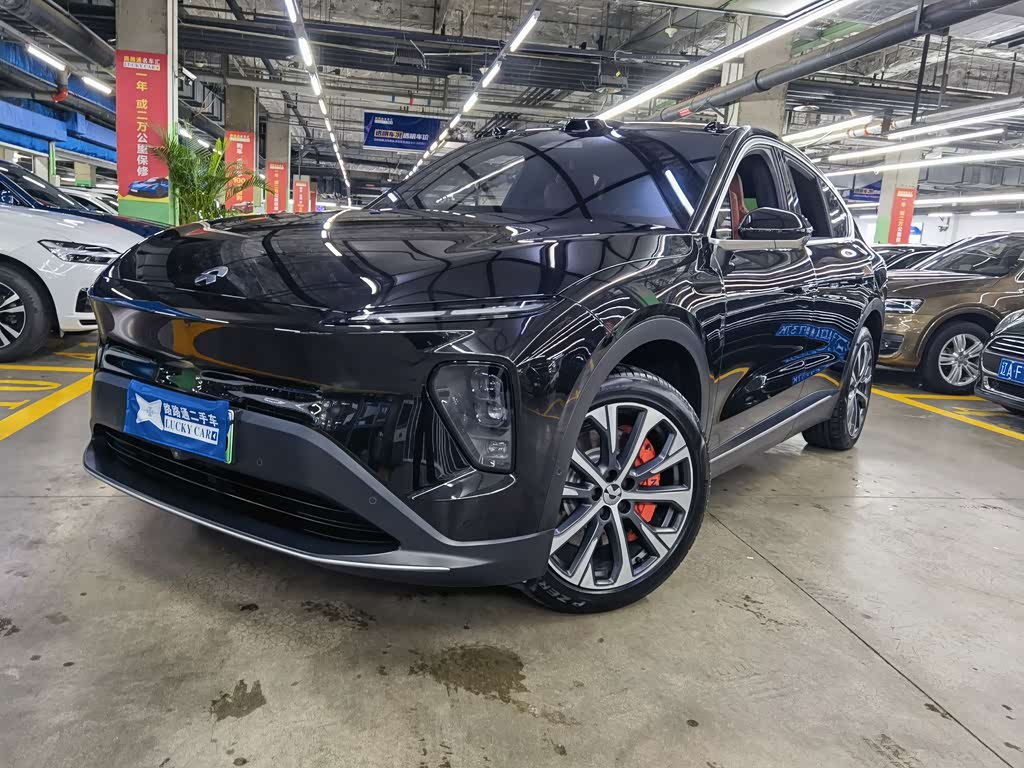 NIO EC7