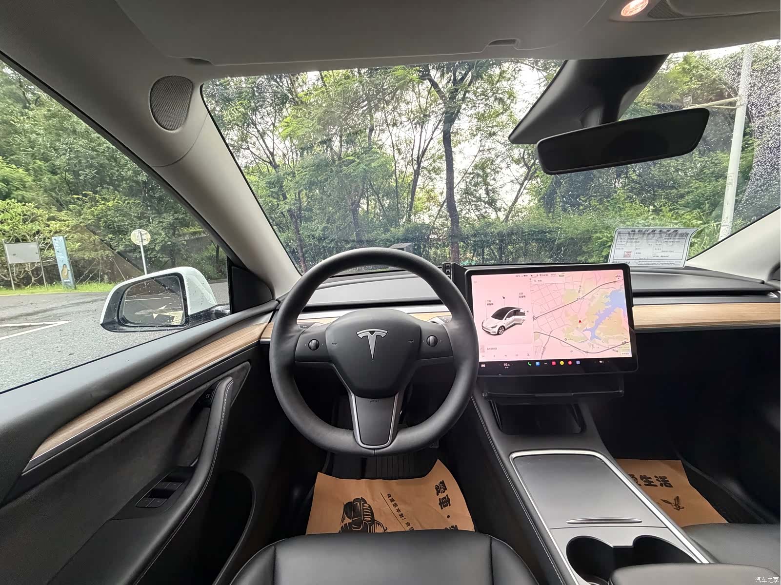 Tesla Model Y, 2021 12