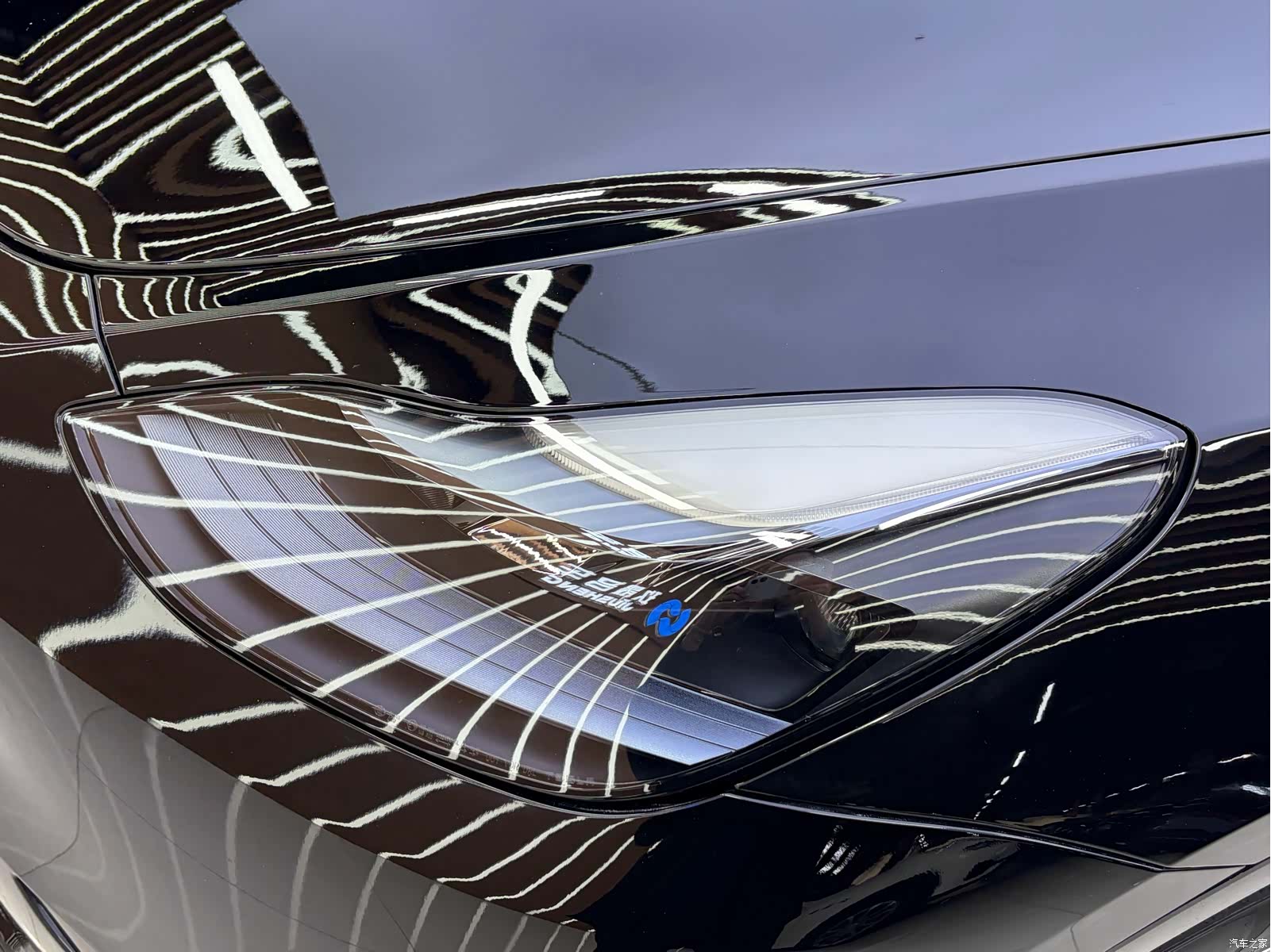 Tesla Model Y, 2023 12