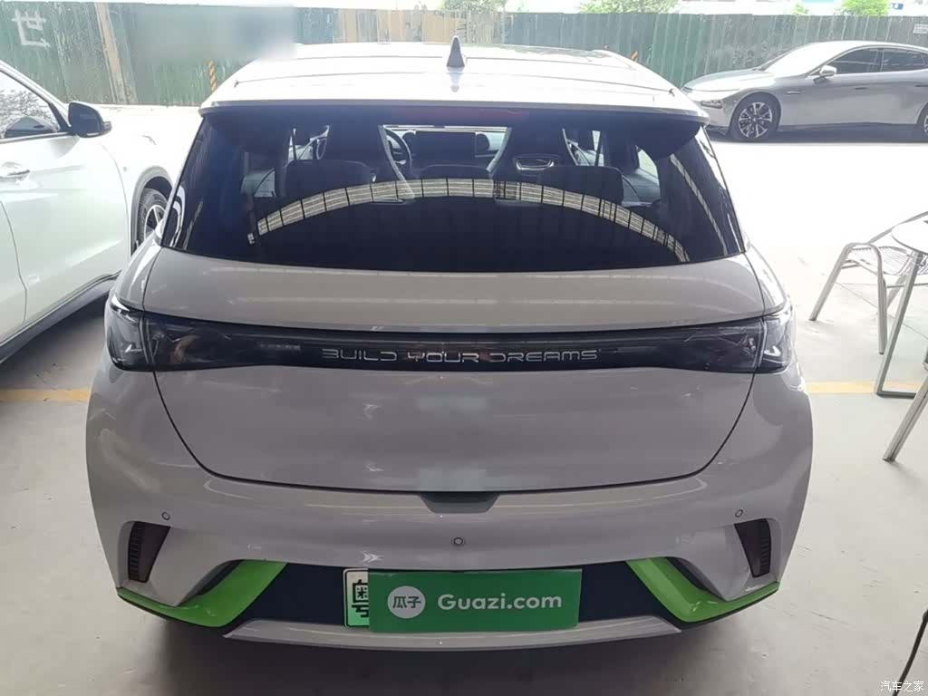 BYD Dolphin, 2023 6