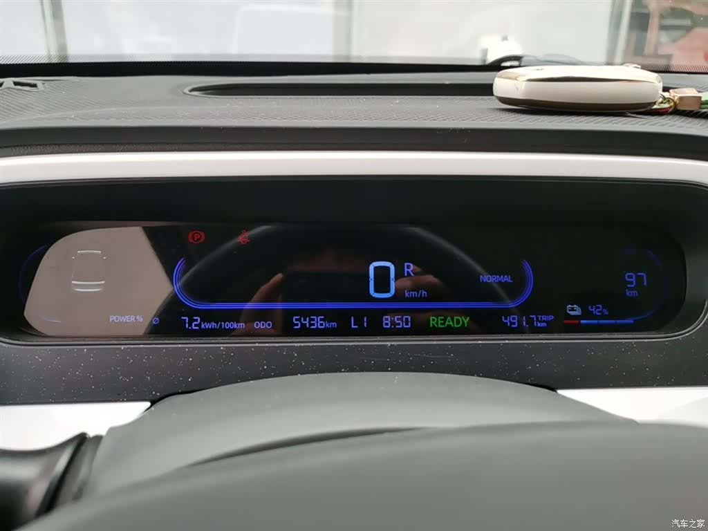 Geely Panda, 2025 12