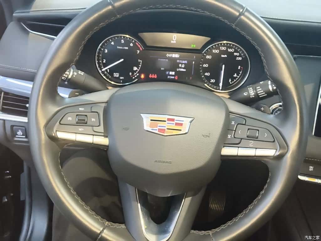 Cadillac XT4, 2023 11