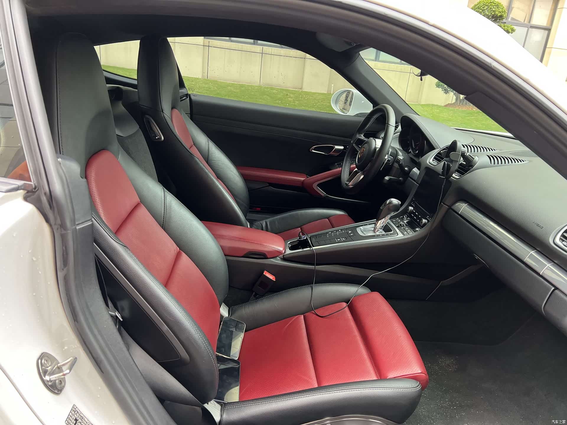 Porsche Cayman, 2017 9