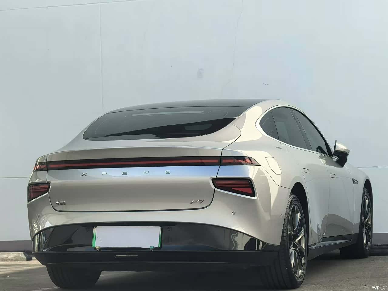 Xpeng P7, 2021 8