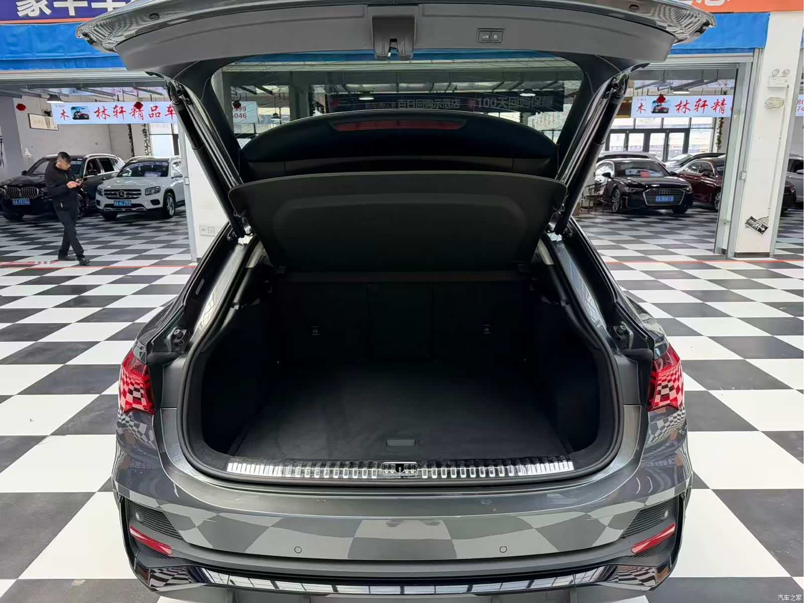 Audi Q3, 2022 15