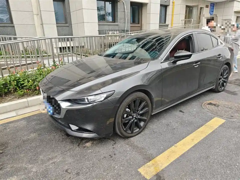 Mazda 3 Angkesaila