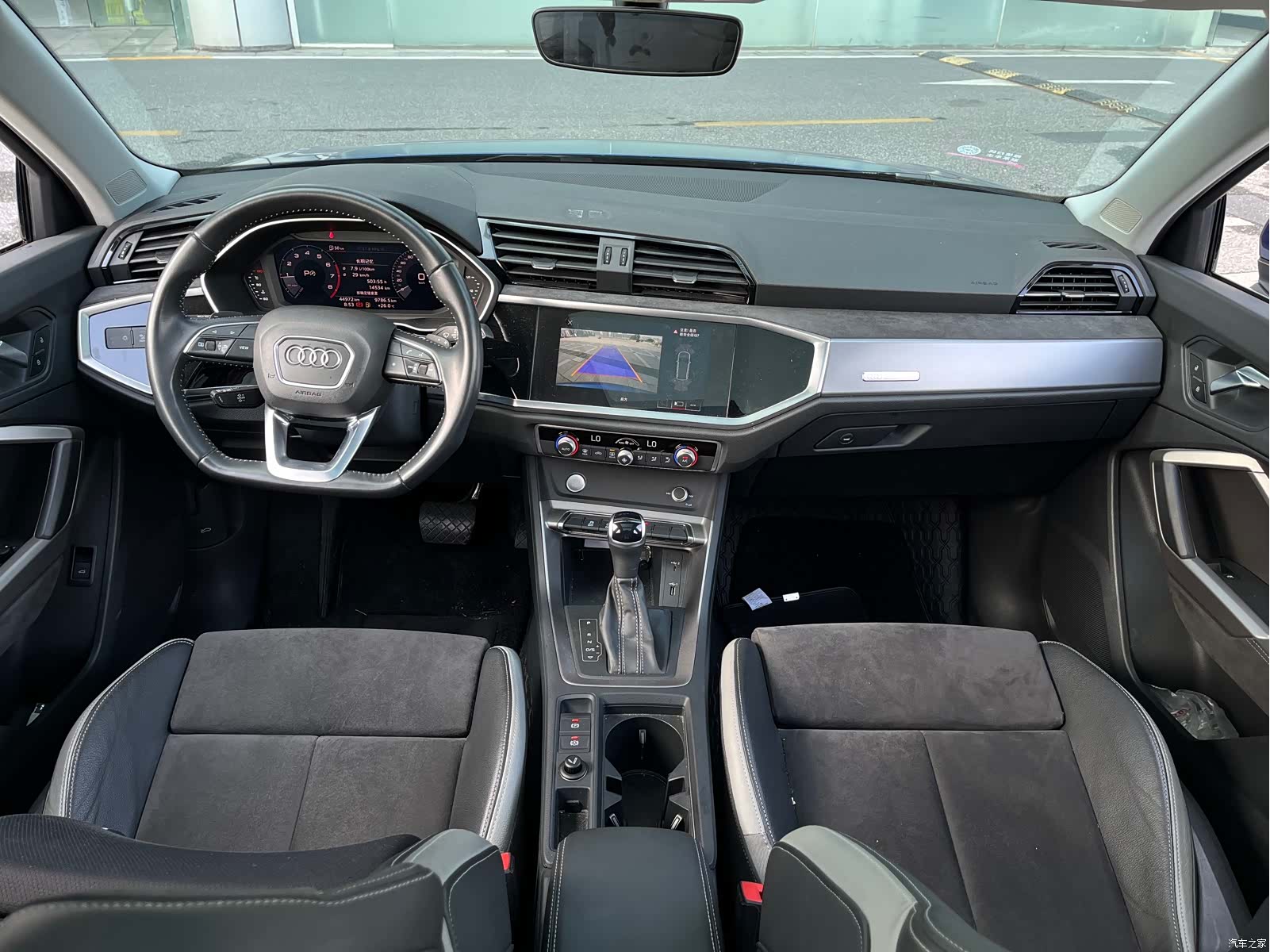 Audi Q3, 2020 11