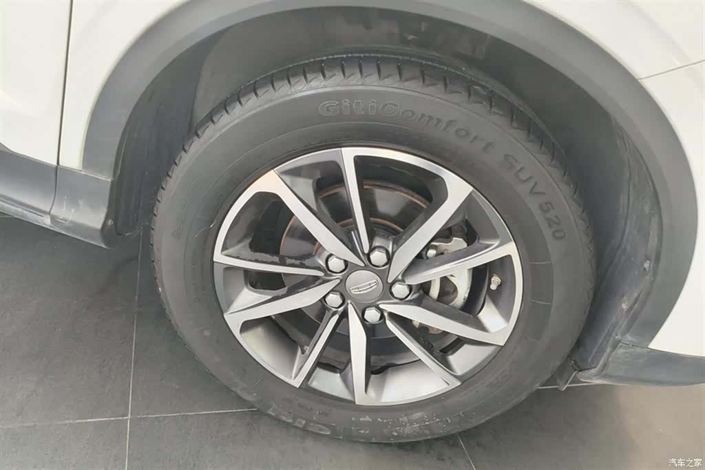 Geely Coolray, 2021 6