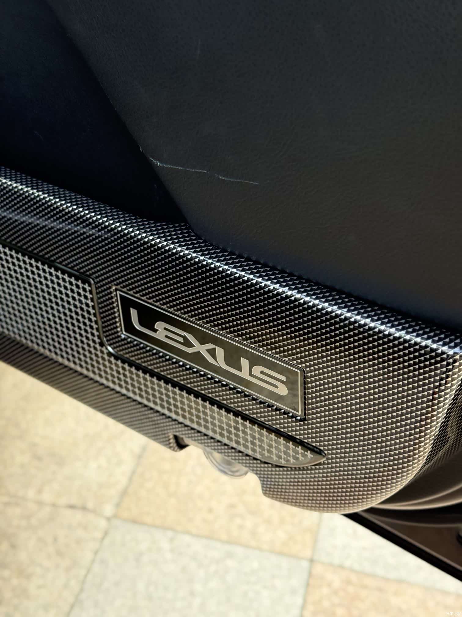 Lexus LX, 2022 17