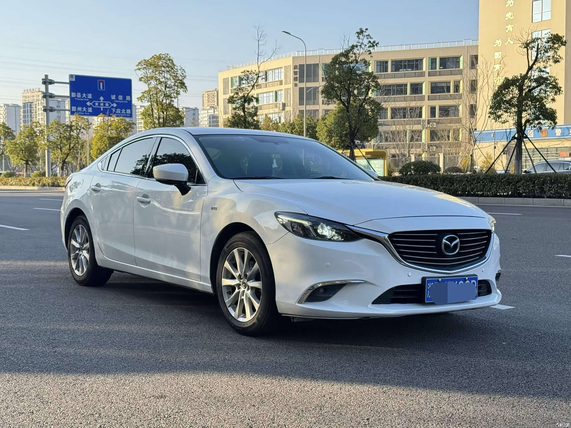 Mazda Atenza, 2018 3