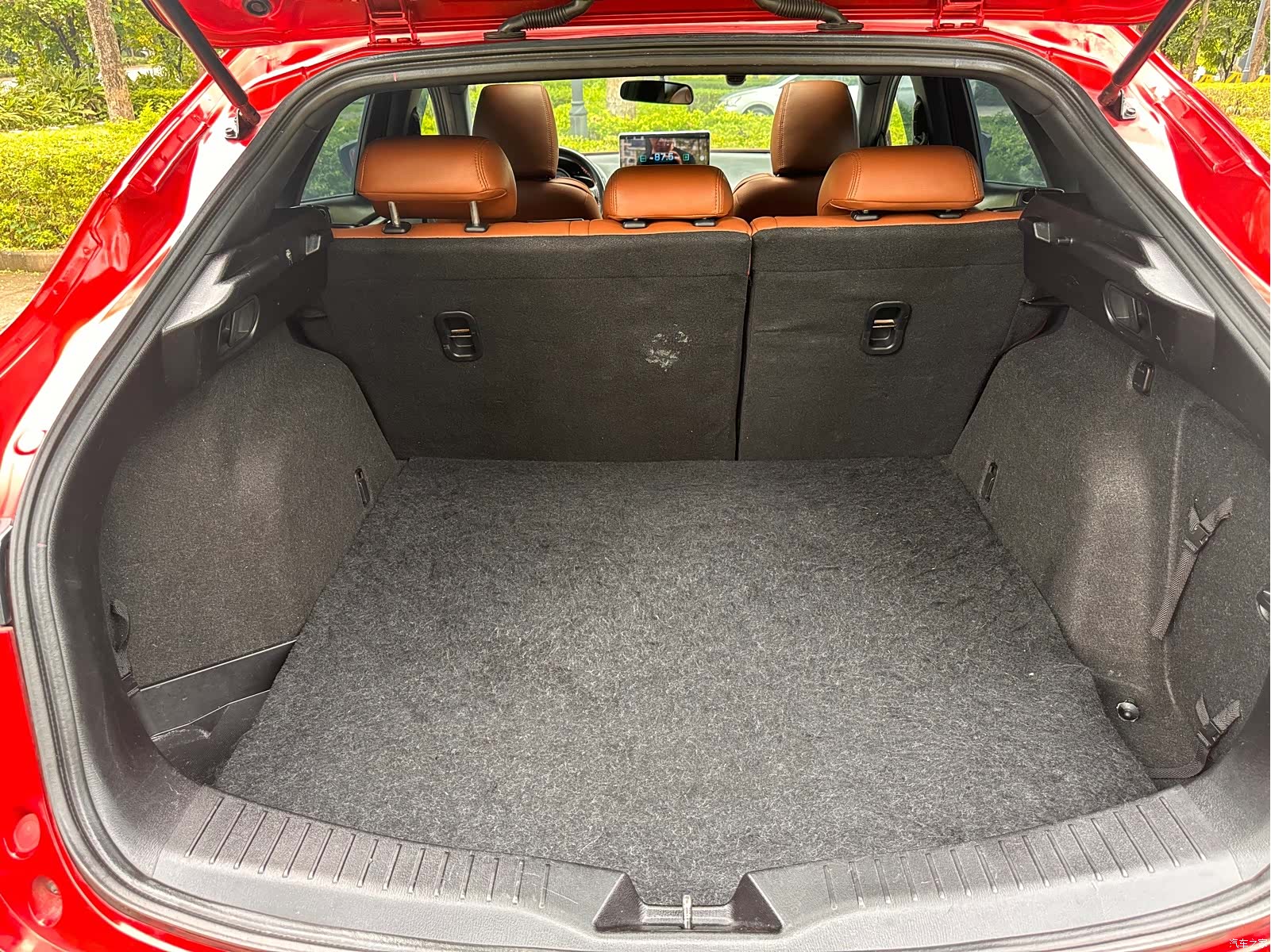 Mazda CX-4, 2019 18