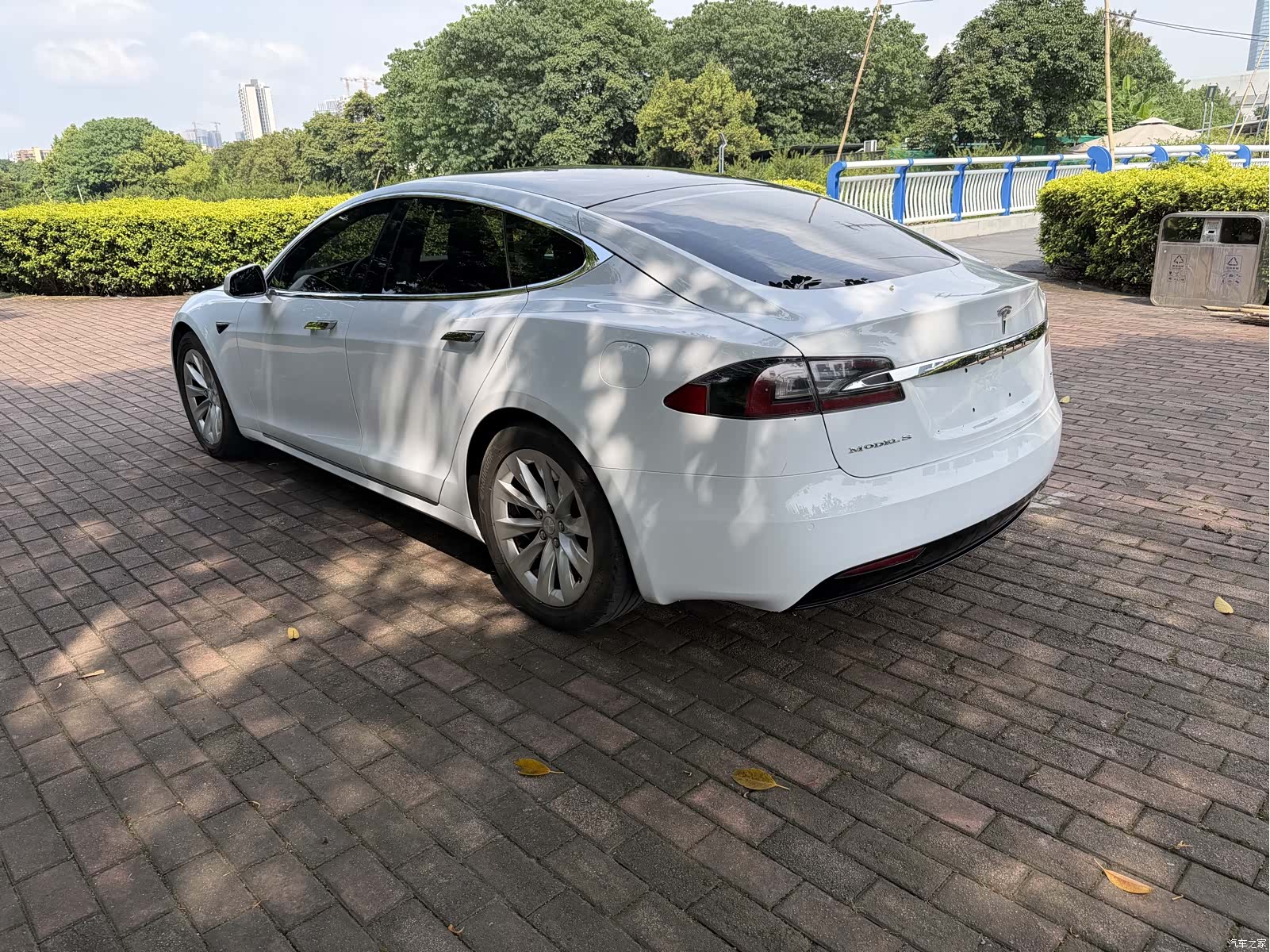 Tesla Model S, 2019 7